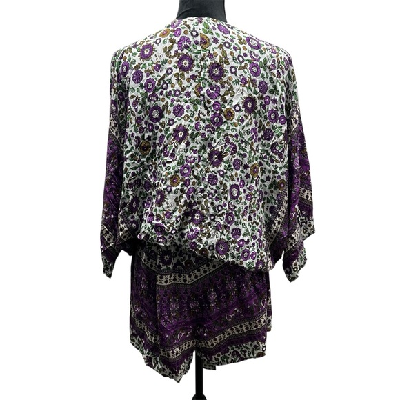 Umgee Women’s Size XL The Bloomin Curvy Romper Shorts V Neck Boho Floral Print - Picture 5 of 7